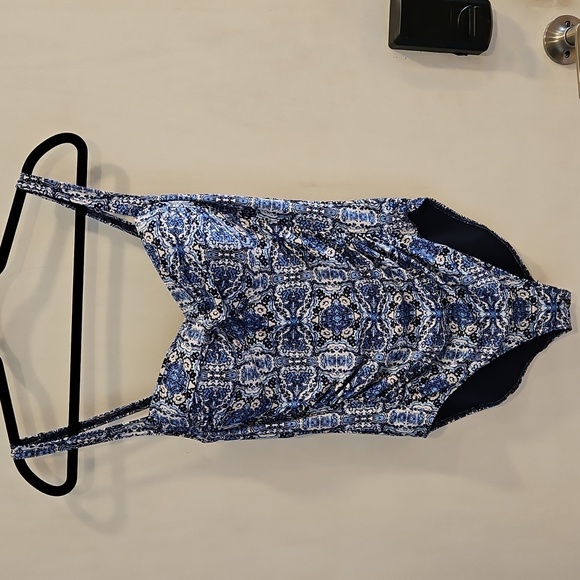 Niptuck Swim Blue White Mosaic Patterned One-Piece Swimsuit 10 - Picture 8 of 9